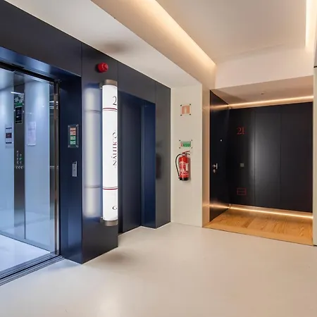 New Luxury Building In The Heart Of * Cascais
