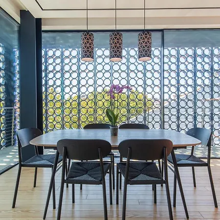 New Luxury Building In The Heart Of * Cascais