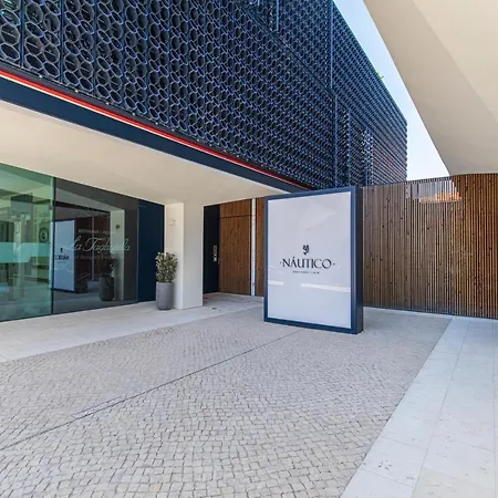New Luxury Building In The Heart Of * Cascais