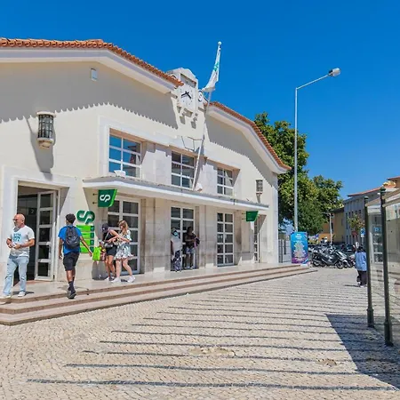 New Luxury Building In The Heart Of アパート カスカイス