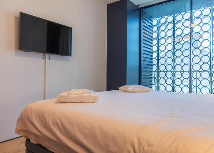 Апартаменты New Luxury Building In The Heart Of