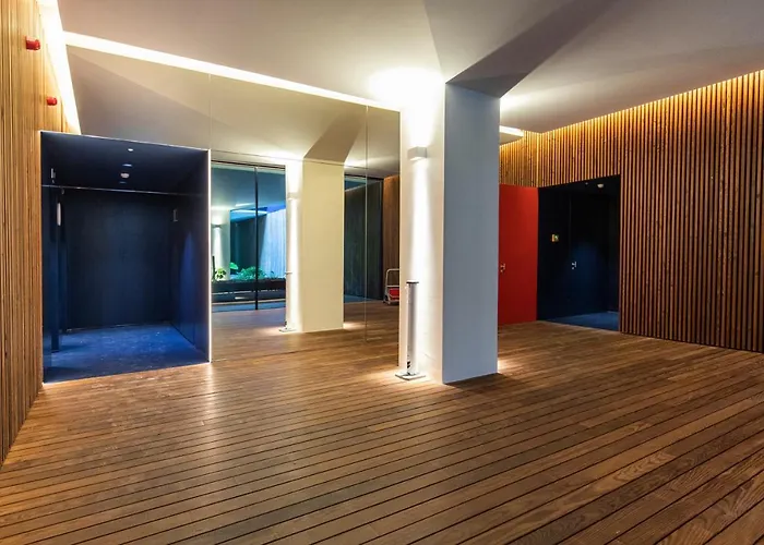 New Luxury Building In The Heart Of